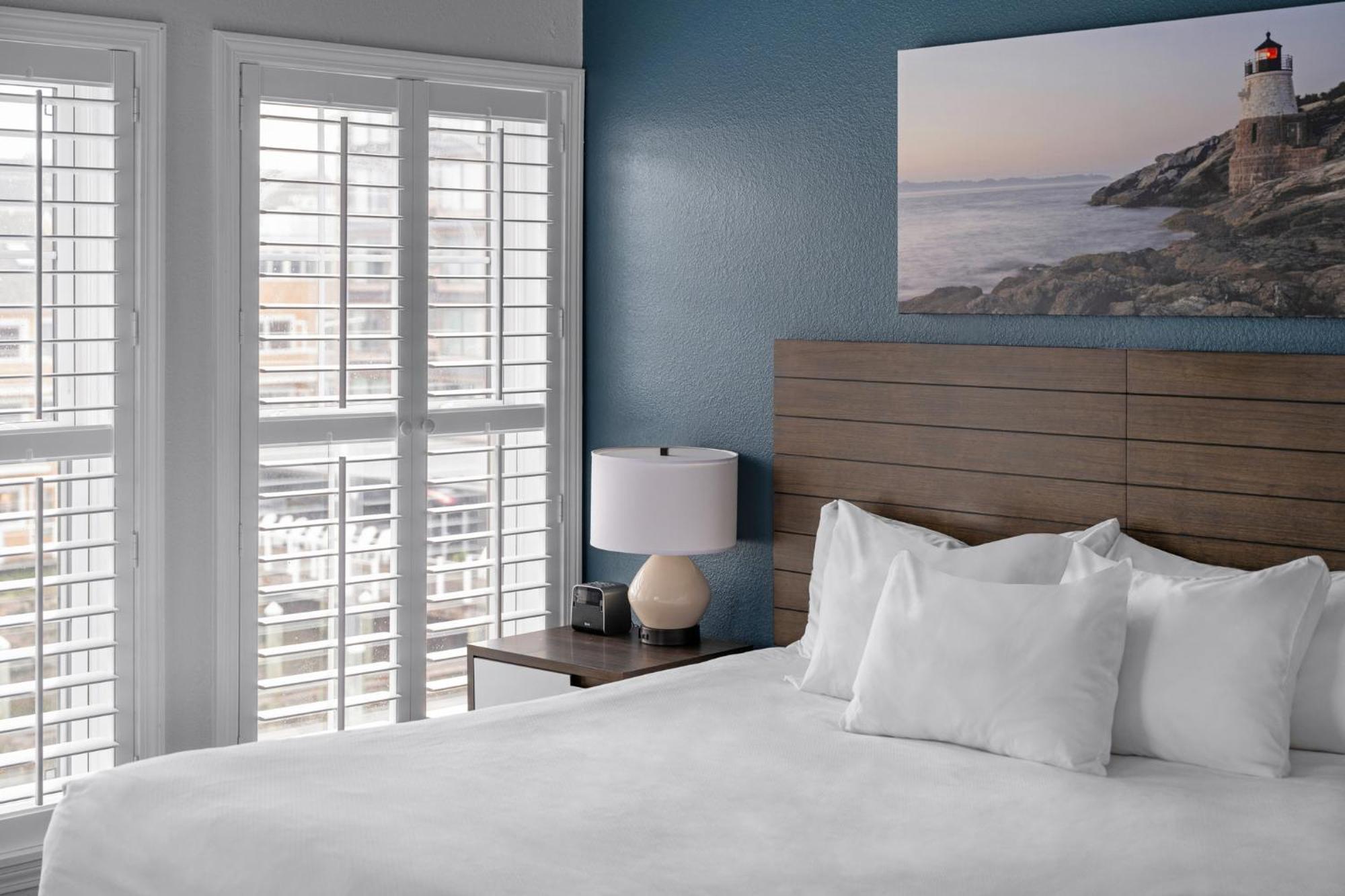 Club Wyndham Newport Onshore Extérieur photo